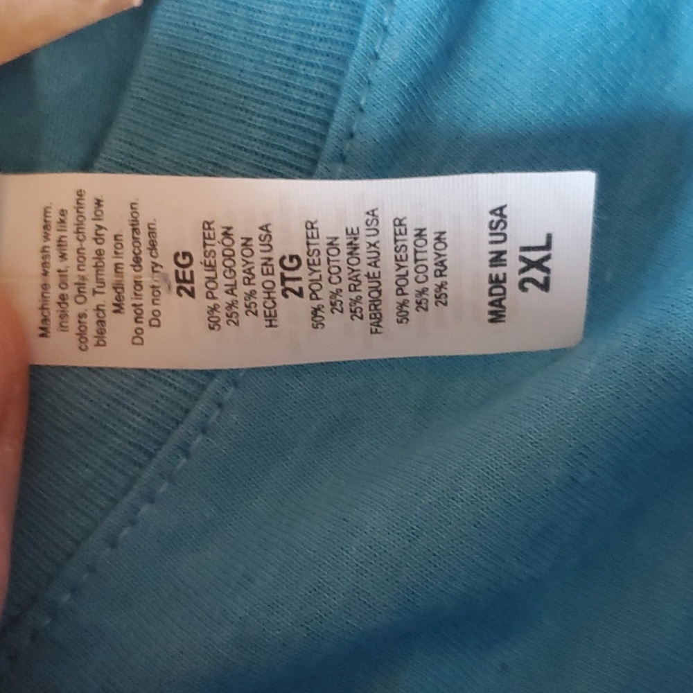 NWT running tshirt - Picture 4 of 6